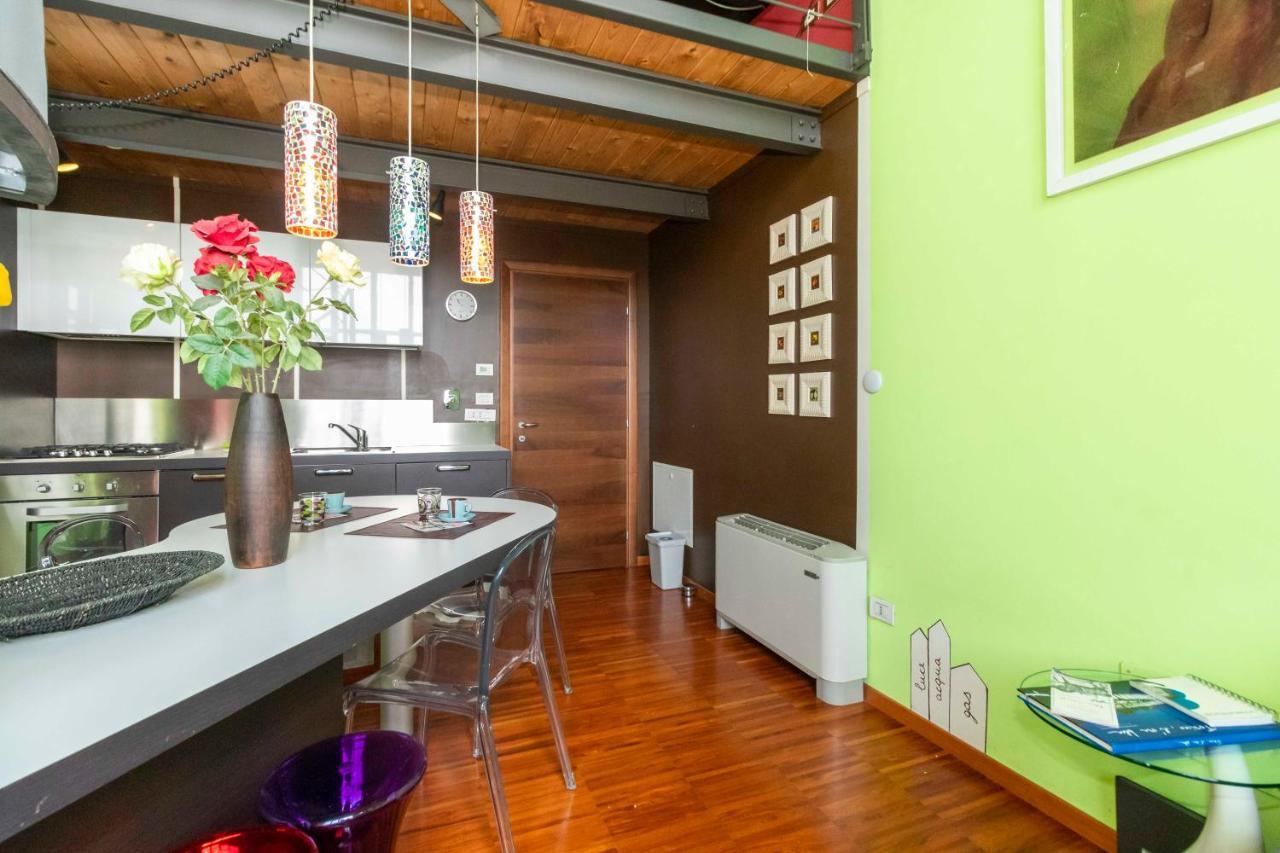 Dora Riverside Modern Apartment With Private Parking Turin Exterior foto